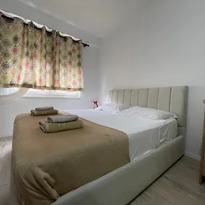 Bonbon , Tirana Albania